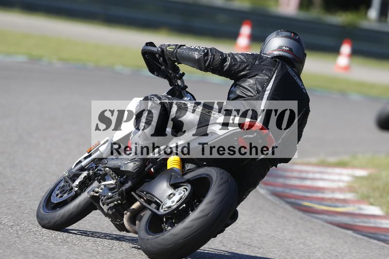 /Archiv-2024/56 10.08.2024 Plüss Moto Sport ADR/Freies Fahren/007